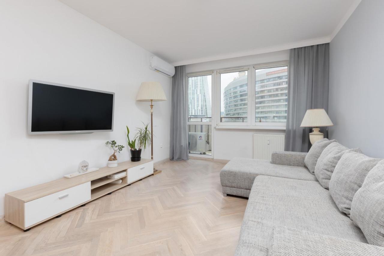 Zlota Apartment Center Of Warsaw By Noclegi Renters Luaran gambar