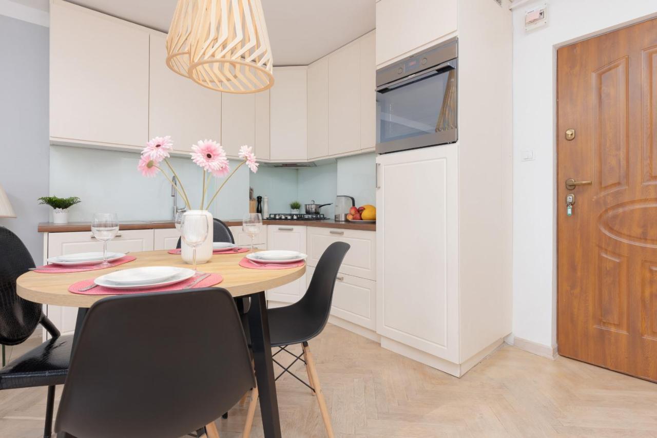 Zlota Apartment Center Of Warsaw By Noclegi Renters Luaran gambar